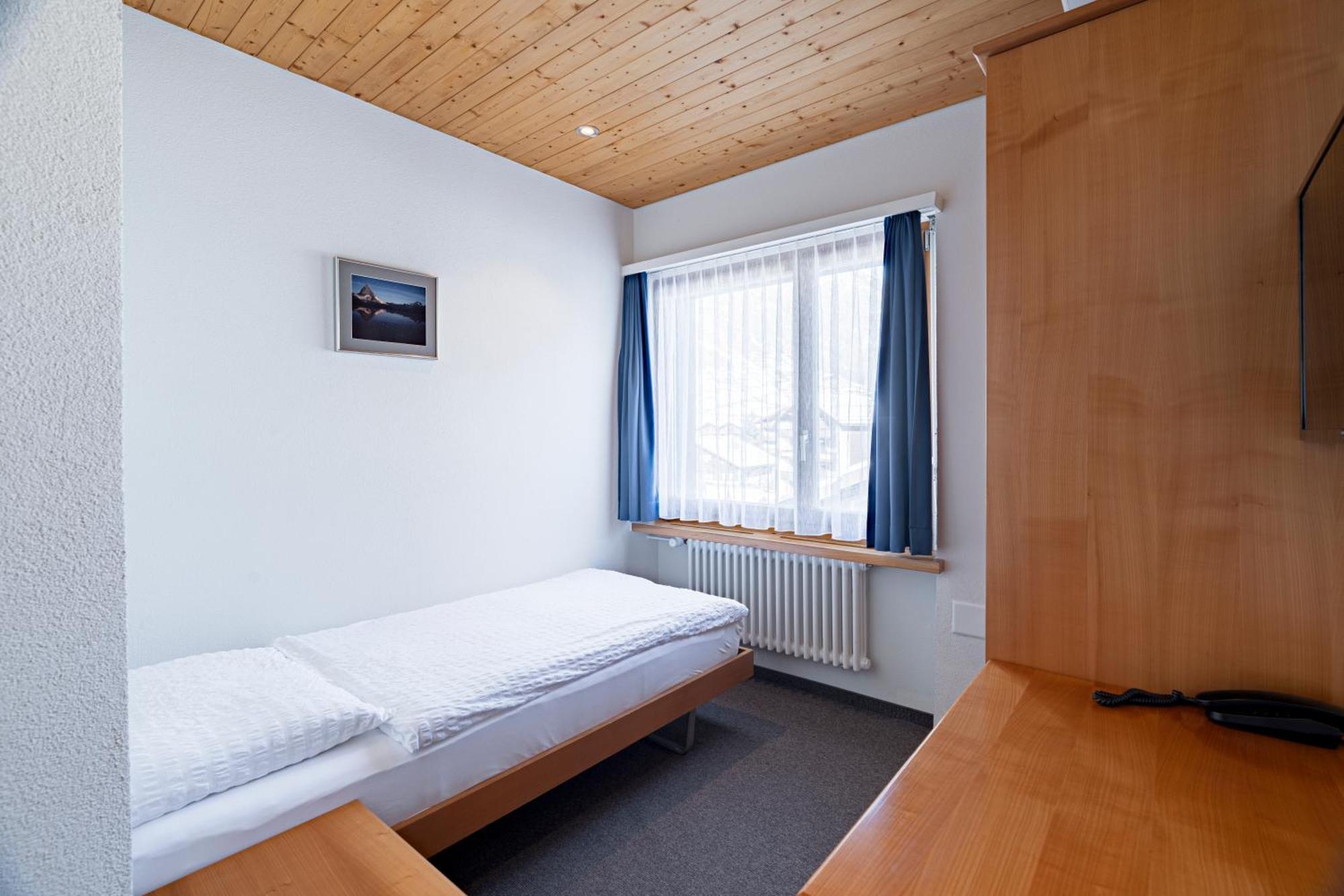 צרמט Hotel Parnass מראה חיצוני תמונה