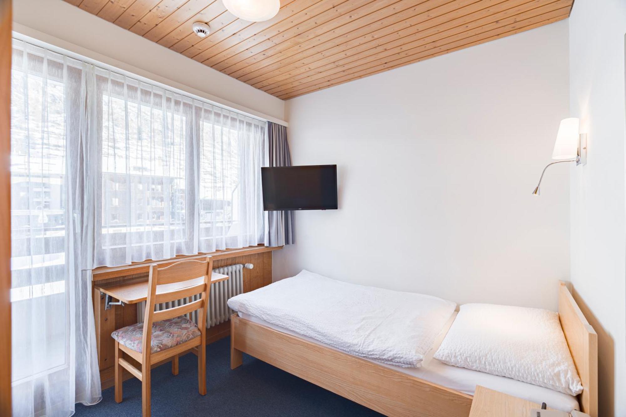 צרמט Hotel Parnass מראה חיצוני תמונה