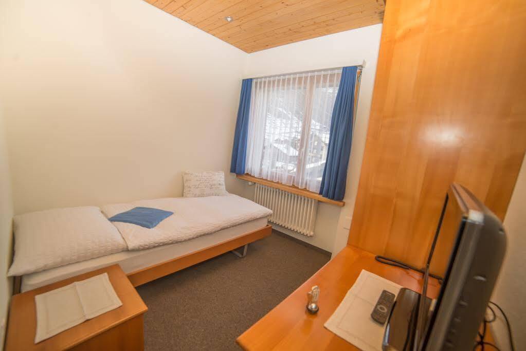 צרמט Hotel Parnass מראה חיצוני תמונה